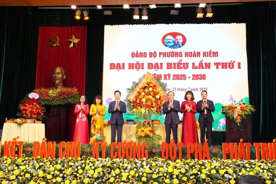 Đảng bộ phường Hoàn Kiếm: 5 quan điểm, 3 trụ cột để tiên phong gương mẫu, văn hiến, văn minh, giàu mạnh