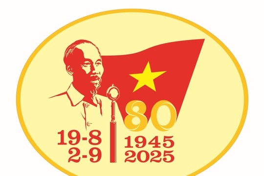 Phê duyệt mẫu biểu trưng quà tặng Kỷ niệm 80 năm Cách mạng tháng Tám và Quốc khánh 2/9