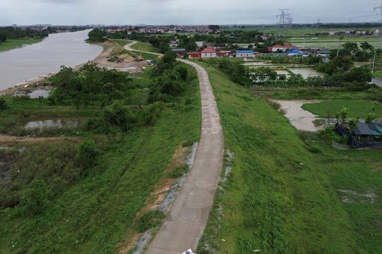 Hà Nội: Khẩn trương khắc phục sự cố đê hữu Cầu