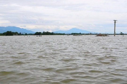 Phát lệnh báo động lũ trên sông Tích