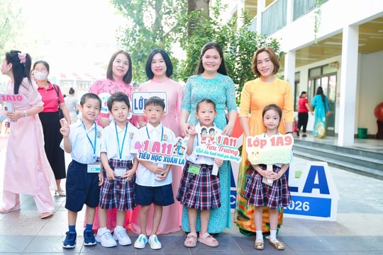 Hân hoan ngày đầu vào lớp 1 – Hành trình yêu thương dưới mái trường Xuân La