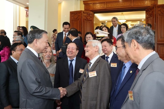 Tổng Bí thư Tô Lâm: Trí thức, nhà khoa học, văn nghệ sỹ là lực lượng tiên phong mở đường cho dân tộc tiến lên