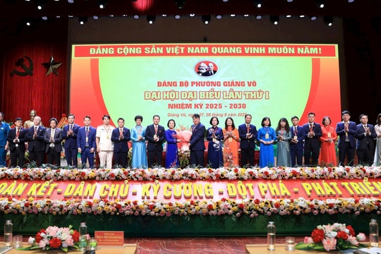 Phường Giảng Võ xác định các trụ cột, khâu đột phá để phát triển trong thời kỳ mới
