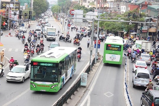 Hà Nội thí điểm tuyến buýt điện du lịch ở khu vực Hoàn Kiếm và Ba Đình