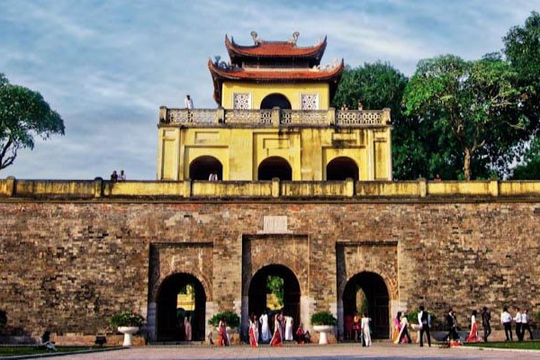 Hoàng thành Thăng Long mở cửa Hầm Cơ yếu đón khách tham quan