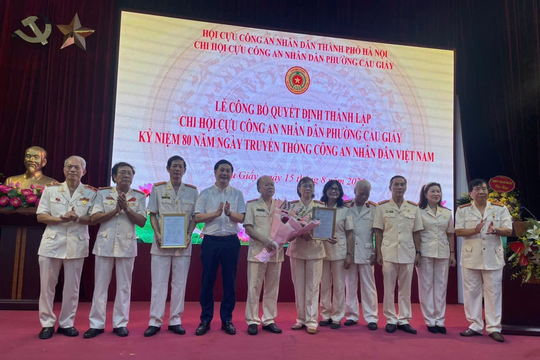 Lễ công bố Quyết định thành lập Chi hội Cựu CAND phường Cầu Giấy