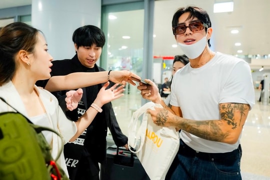 DPR IAN thả tim, tương tác nhiệt tình ngay khi đến Việt Nam, sẵn sàng cháy hết mình cho 8Wonder