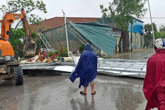 Thủ tướng chỉ đạo tập trung khắc phục hậu quả bão số 5 và ứng phó mưa lũ sau bão