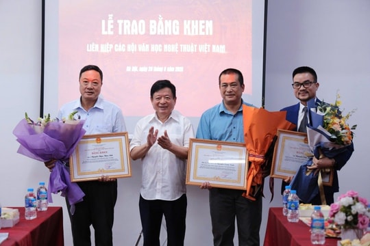 Từ văn hóa đọc đến kinh tế số: Hành trình đồng hành cùng chuyển đổi số quốc gia