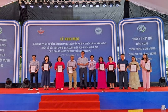Hà Nội: Khai mạc chuỗi kết nối mạng lưới sản xuất và tiêu dùng bền vững