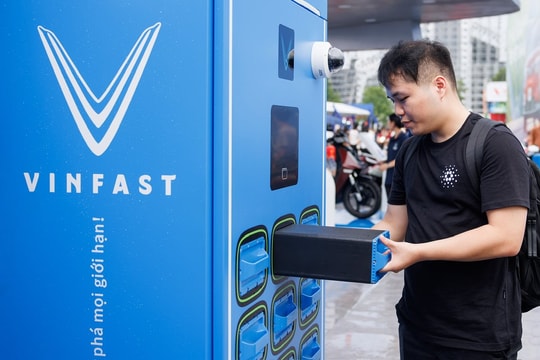 Sạc ngày càng dễ dàng, khách hàng yên tâm “chốt” xe máy điện VinFast