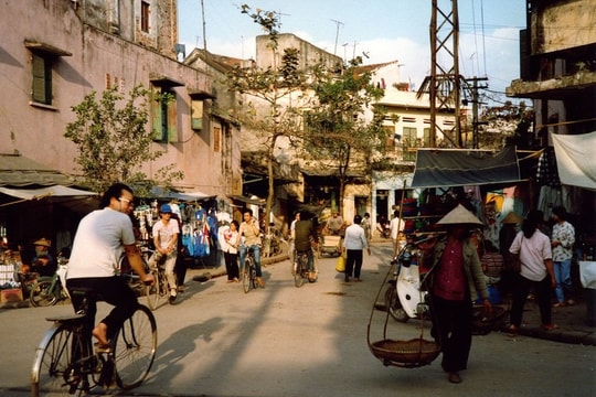 Tôi đi “nhặt” Hà Nội xưa cùng Nguyễn Công Hoan
