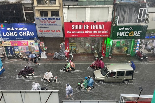 Chủ động ứng phó các kịch bản mưa, bão gây ngập úng trên địa bàn Thành phố Hà Nội