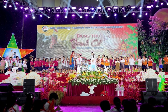 Rực rỡ sắc màu “Đêm hội trăng Rằm – Trung Thu thành cổ, Sơn Tây xứ Đoài” năm 2025