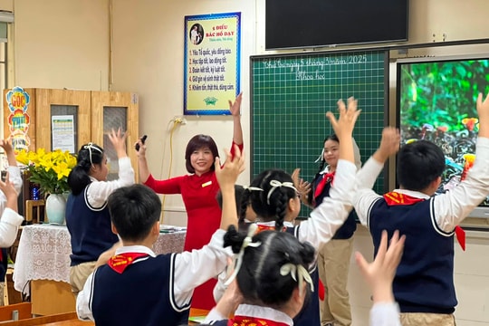 Hà Nội yêu cầu các trường học chủ động ứng phó với mưa lớn do hoàn lưu bão số 11 (Matmo)