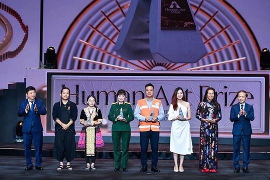 Giải thưởng Human Act Prize 2025 chính thức khởi động với chủ đề “Kiên trì phụng sự”