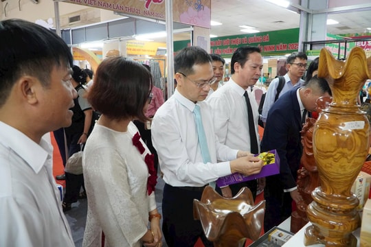 Khai mạc Hội chợ làng nghề Việt Nam lần thứ 21