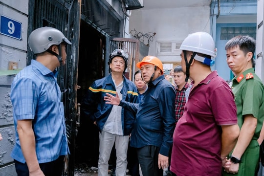 Chủ tịch UBND Thành phố chỉ đạo khẩn trương khắc phục hậu quả vụ cháy khiến 5 người tử vong tại phố Kim Hoa