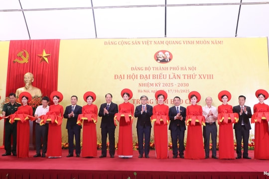 Khai trương Trung tâm báo chí phục vụ Đại hội XVIII Đảng bộ Thành phố Hà Nội
