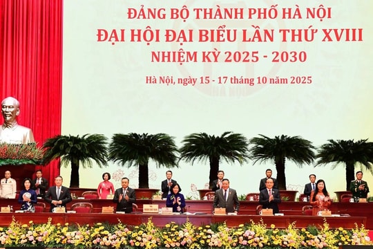 Danh sách Đoàn Chủ tịch, Đoàn Thư ký và Ban Thẩm tra tư cách đại biểu