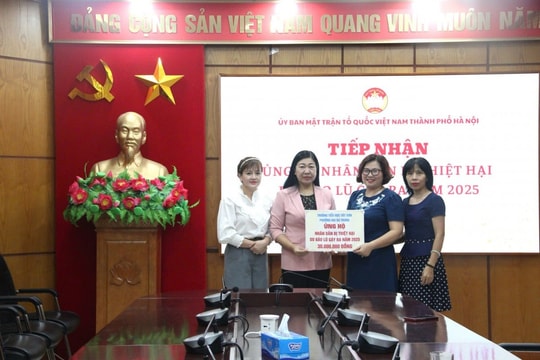 Hà Nội tiếp nhận hơn 24,48 tỷ đồng ủng hộ đồng bào bị thiệt hại do bão lũ