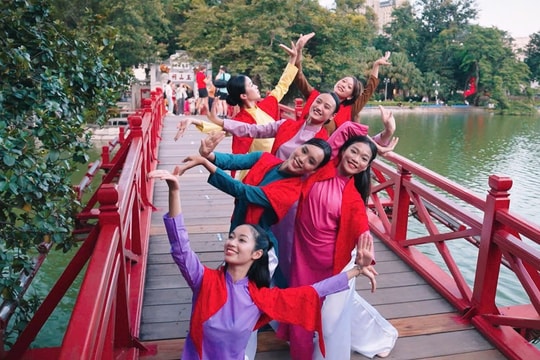 Tuần lễ Múa Việt Nam 2025 - Vũ điệu của đoàn kết và niềm tin Tuần lễ Múa Việt Nam 2025 - Vũ điệu của đoàn kết và niềm tin