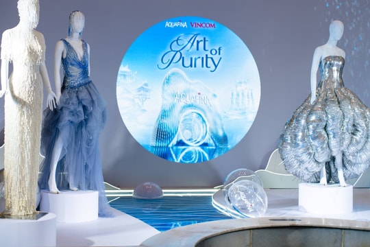 Tuần lễ thời trang quốc tế Việt Nam mùa 20 tôn vinh bản sắc riêng Tuần lễ thời trang quốc tế Việt Nam mùa 20 tôn vinh bản sắc riêng