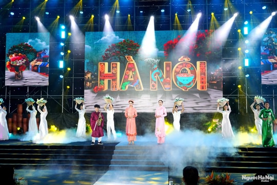 Áo dài Hà Nội – Tỏa sáng tinh hoa di sản