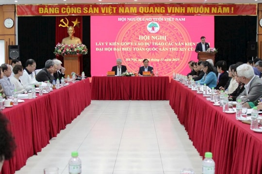 Phát huy trí tuệ người cao tuổi trong góp ý Văn kiện Đại hội XIV của Đảng