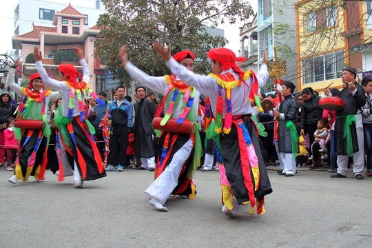 Bài 2: Đồng bộ các hệ giá trị - Cơ sở kiến tạo sức mạnh văn hóa và con người Việt Nam