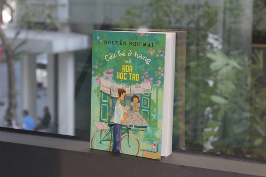 Ra mắt hồi ký “Cậu bé ở hang và Hoa Học Trò” của nhà báo Nguyễn Như Mai