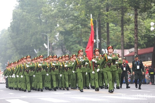 Hướng tới Đại hội XIV của Đảng: Sự phát triển tư duy lý luận của Đảng về an ninh - quốc phòng, bảo vệ vững chắc Tổ quốc