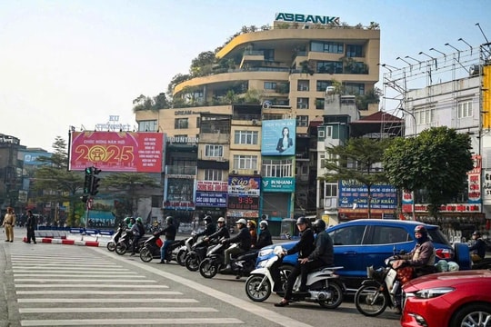 Hà Nội thông qua Nghị quyết cấm xe máy xăng theo giờ trong vành đai 1