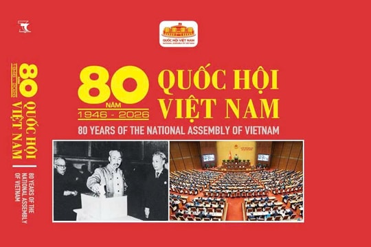 Phát hành sách ảnh song ngữ Việt - Anh “80 năm Quốc hội Việt Nam”