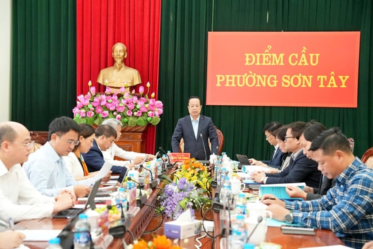 Thành ủy Hà Nội giám sát công tác thực hiện chuyên đề trọng tâm, cấp bách tại phường Sơn Tây