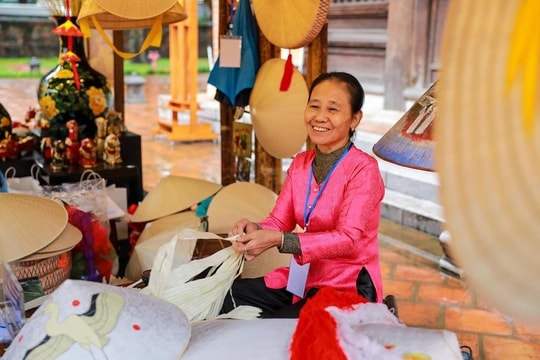 Trải nghiệm văn hóa Hà Nội tại Liên hoan Ẩm thực và Du lịch làng nghề, phố nghề năm 2025