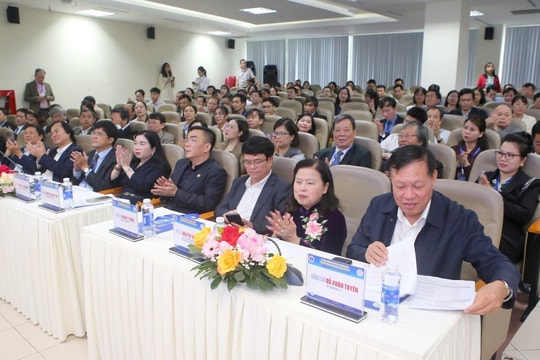 Tư duy quản trị bệnh viện trong thời kỳ chuyển đổi số