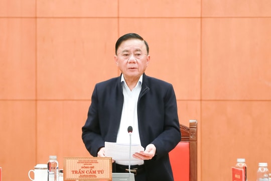 Kết luận của Bộ Chính trị về Đề án sắp xếp, tinh gọn các hội quần chúng do Đảng, Nhà nước giao nhiệm vụ