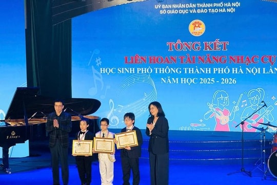 Hà Nội trao hơn 100 huy chương tại Liên hoan tài năng nhạc cụ học sinh phổ thông