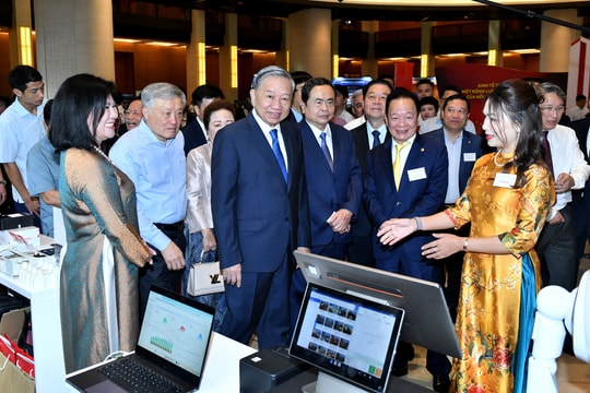 Thực hiện Nghị quyết Đại hội XIII hiệu quả, tạo đà phát triển đất nước trong kỷ nguyên mới