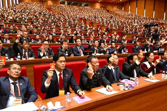 Thông cáo báo chí về ngày làm việc thứ tư Đại hội đại biểu toàn quốc lần thứ XIV của Đảng