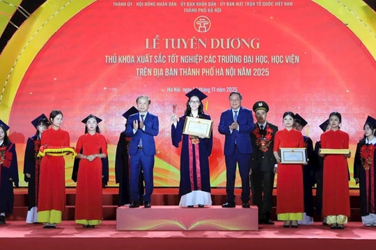 “Bệ phóng” để Hà Nội phát triển nguồn nhân lực chất lượng cao, cụ thể hóa Nghị quyết Đại hội XVIII Đảng bộ Thành phố