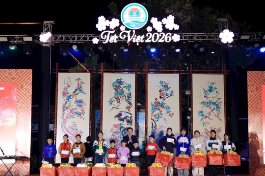 Phường Tùng Thiện rộn ràng chương trình “Tết Việt” chào Xuân Bính Ngọ 2026