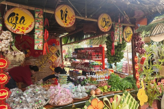 Phường Ô Chợ Dừa mở không gian “Xuân an khang” cùng chợ hoa Xuân đón Tết Bính Ngọ 2026