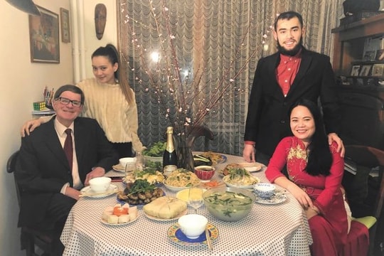 Tết Hà Nội - điểm chạm văn hóa từ bạn bè quốc tế