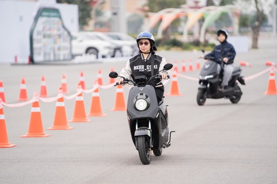 Chọn xe điện đầu đời cho con: Tại sao phụ huynh Việt tin tưởng VinFast ZGoo?