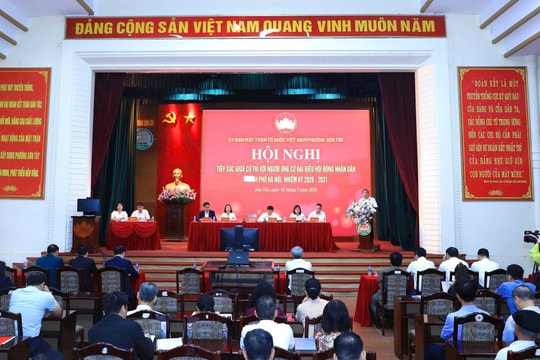 Chủ tịch UBND TP Hà Nội và 4 ứng viên đại biểu HĐND Thành phố thực hiện quyền vận động bầu cử theo luật định