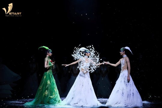 “Khổng Tước” - Hành trình nghệ thuật đầy cảm xúc tại Hà Nội