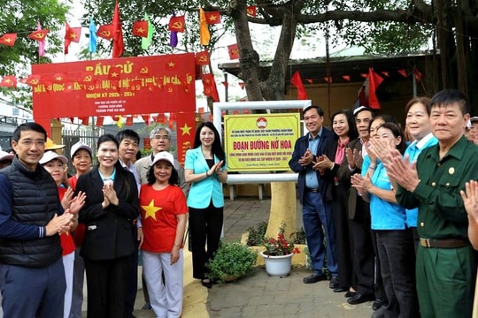Phường Xuân Đỉnh: Khánh thành công trình “Đoạn đường nở hoa” chào mừng ngày bầu cử