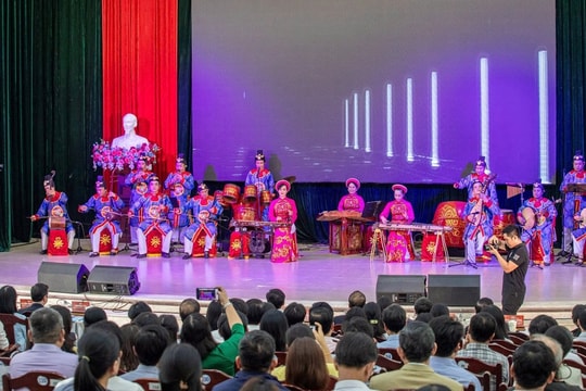 Hơn 175.000 học sinh tham quan, trải nghiệm di sản Huế